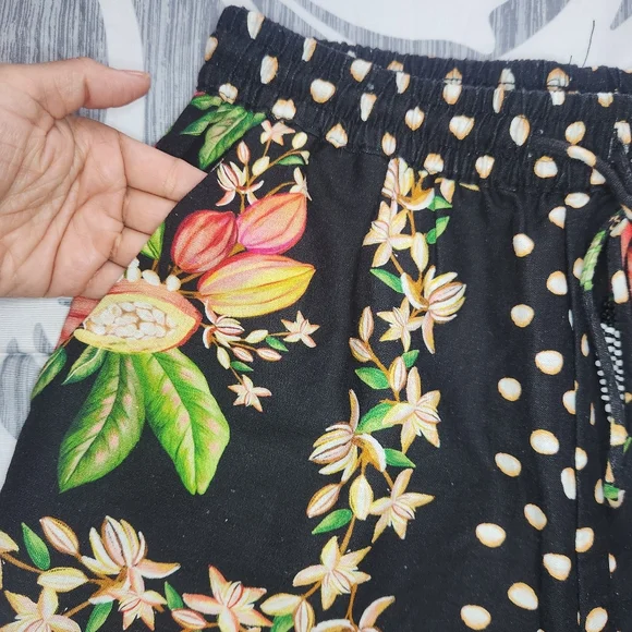 Farm Rio Cocoa Paradise Shorts XS - Picture 2 of 9